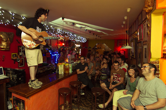 The Missing Leech. Bar Morrosco.