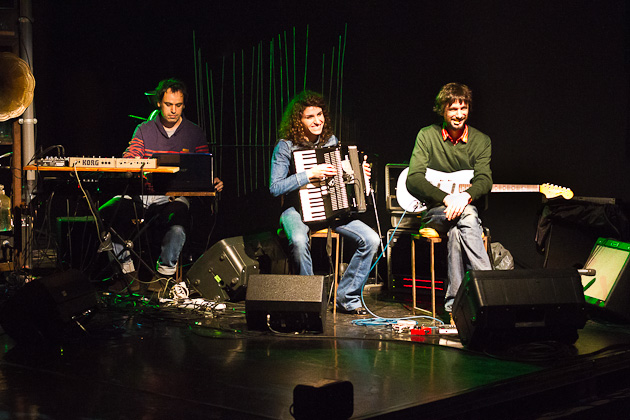 Presentación libro Maquinofobiapianolera. Photos by Frederic Navarro
