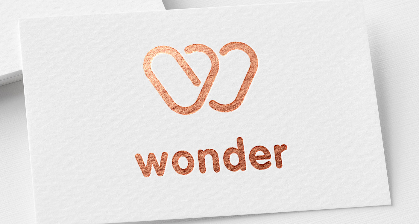 Aplicación logotipo Wonder